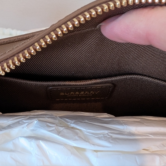 NWT Burberry Camera Bag - Picture 7 of 7